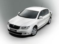 Skoda Superb GreenLine (2009) - picture 3 of 6