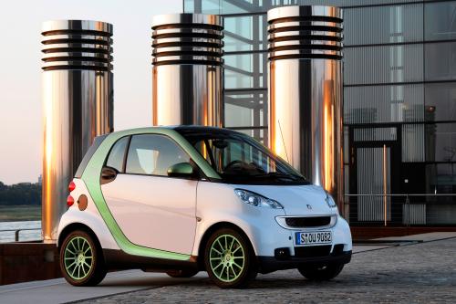 smart fortwo electric drive (2009) - picture 1 of 29