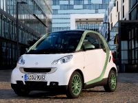 smart fortwo electric drive (2009) - picture 2 of 29