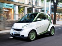 smart fortwo electric drive (2009) - picture 19 of 29