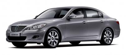 Hyundai Genesis Sedan (2008) - picture 4 of 4