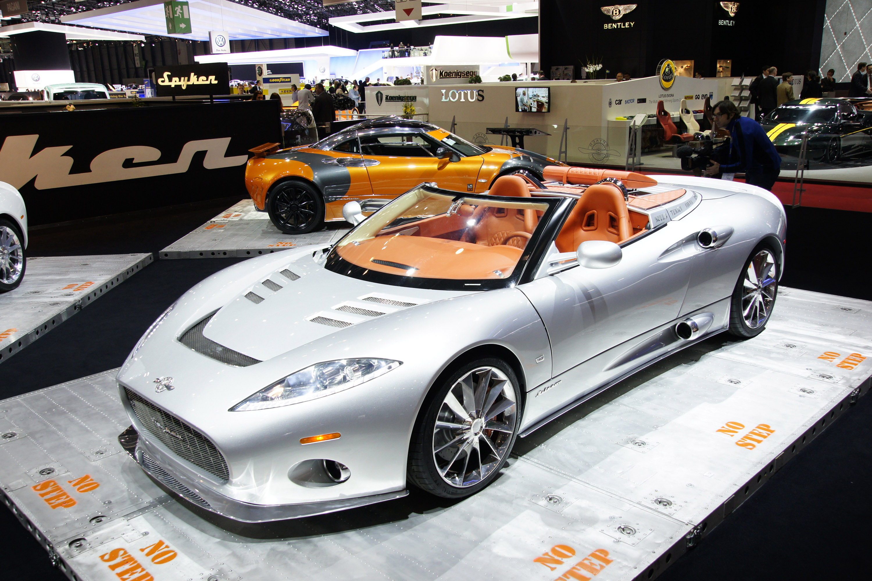 Spyker C8 Aileron Geneva