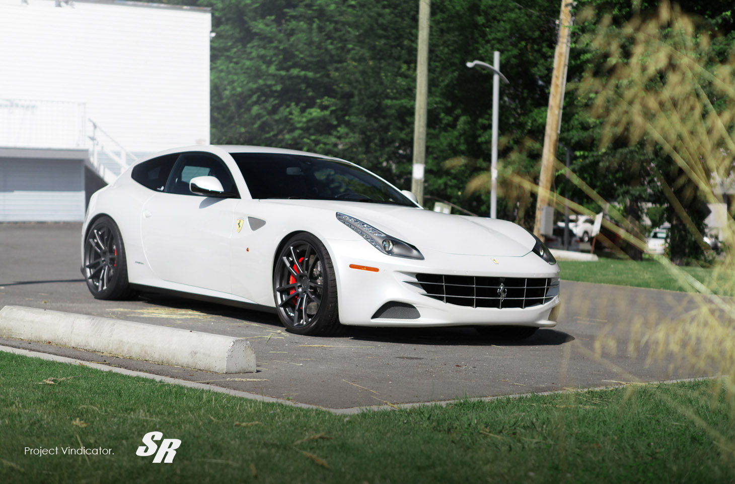 SR Auto Vindicator Ferrari FF