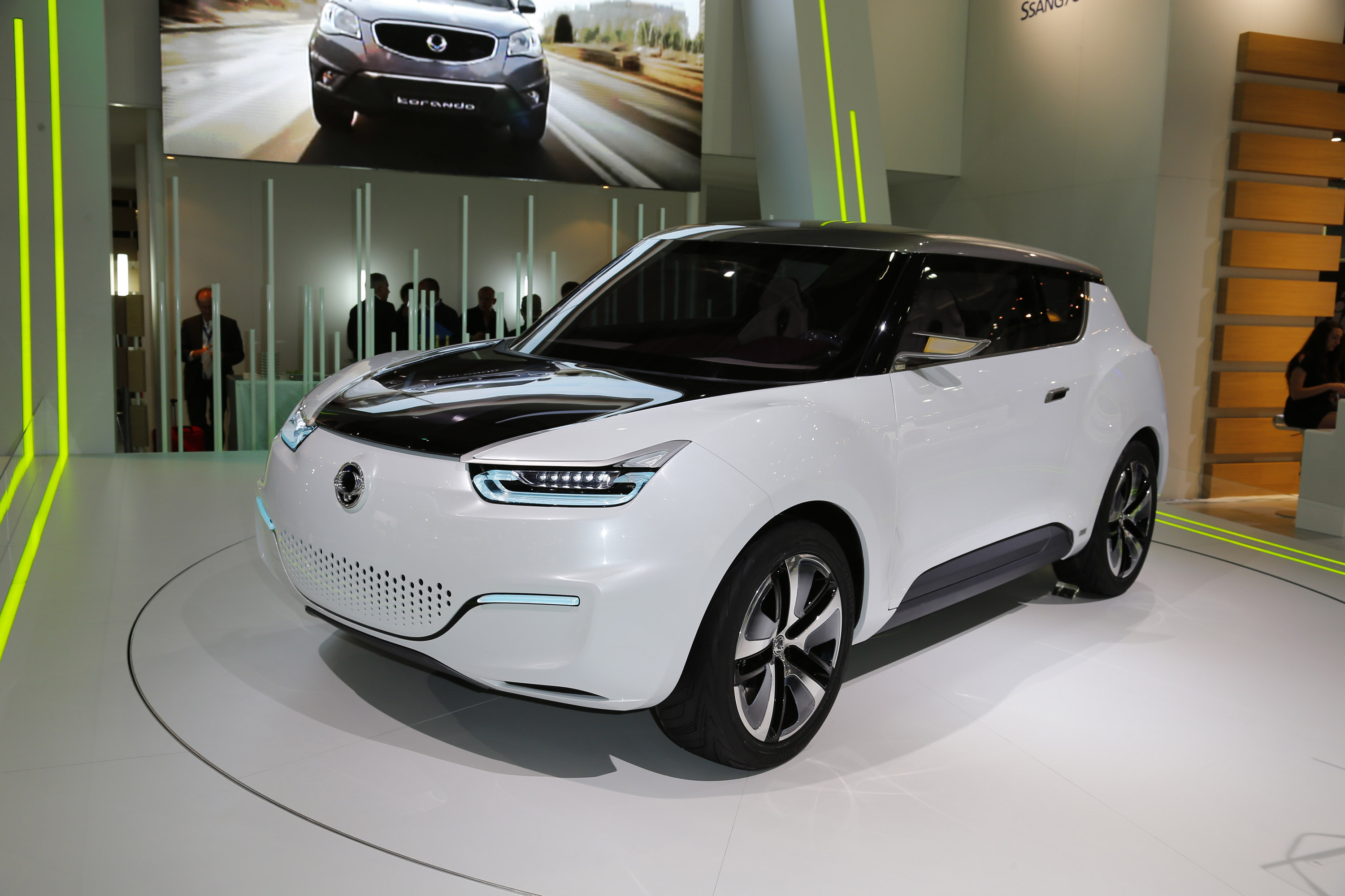 SsangYong e-XIV concept Paris