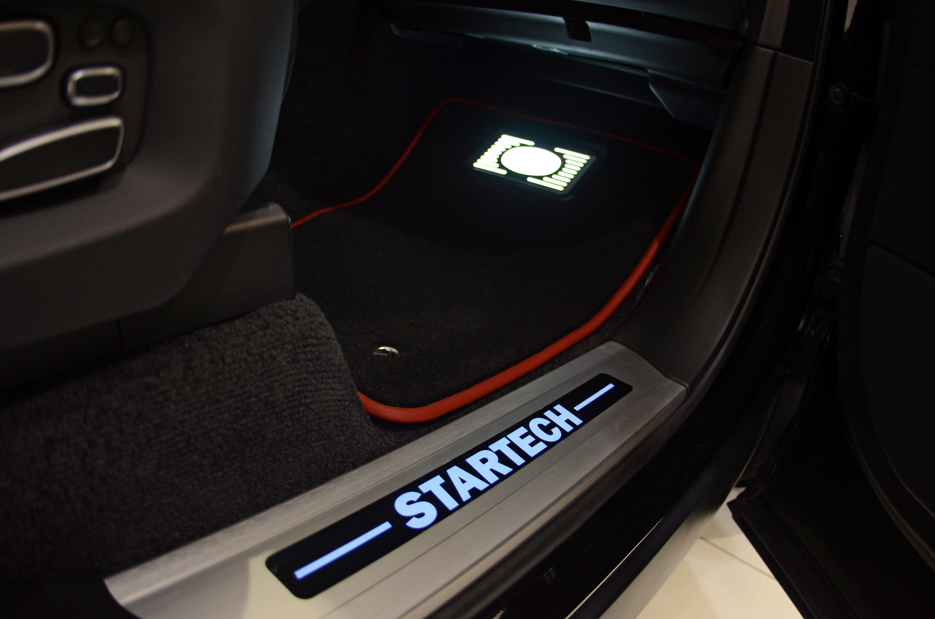 STARTECH  Range Rover