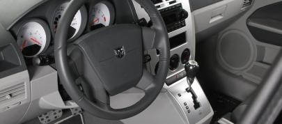 STARTECH Dodge Caliber (2007) - picture 15 of 17