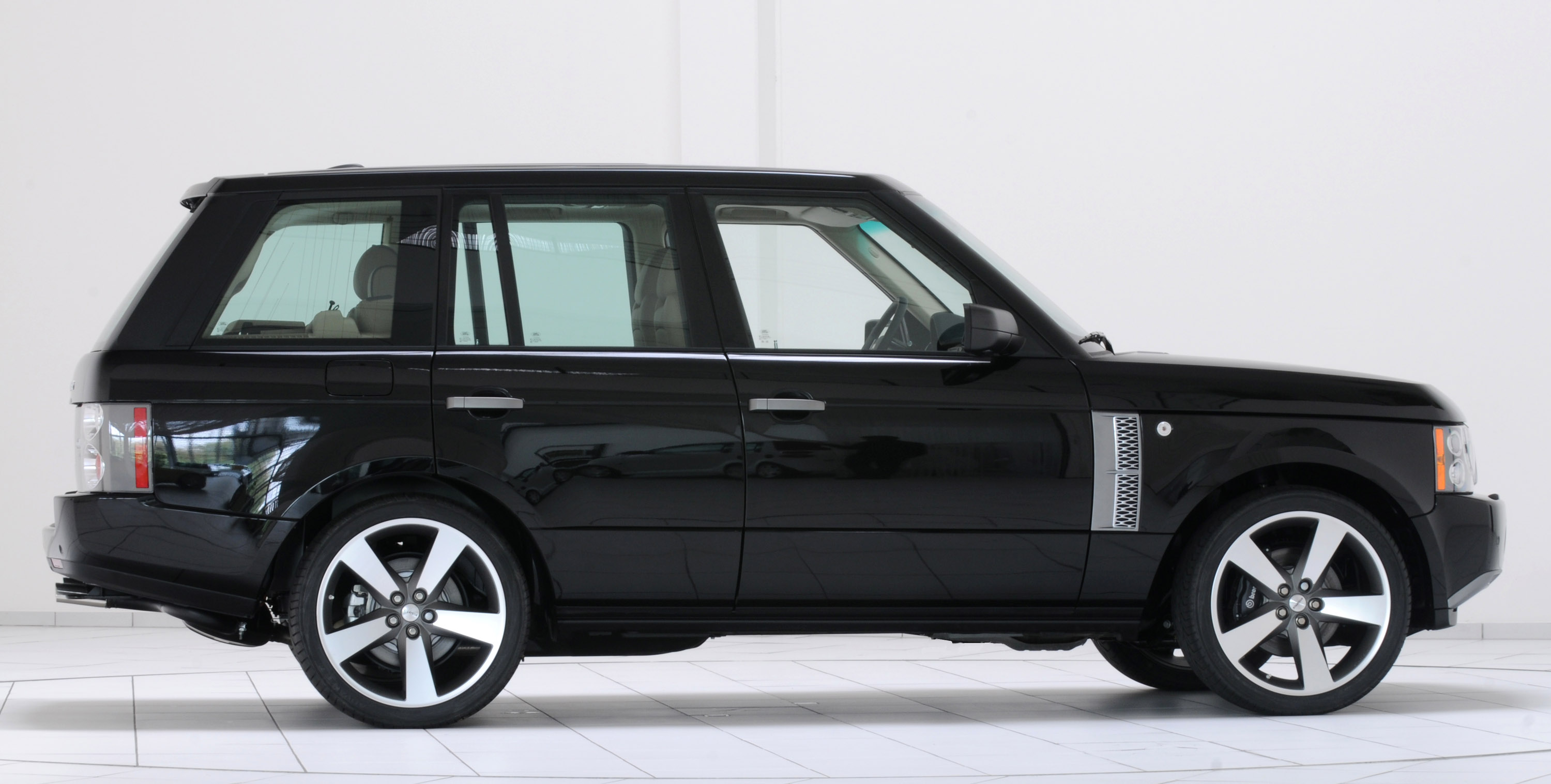 STARTECH Range Rover