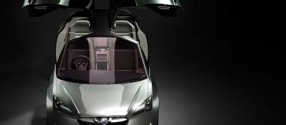 SUBARU HYBRID TOURER CONCEPT (2009) - picture 4 of 17