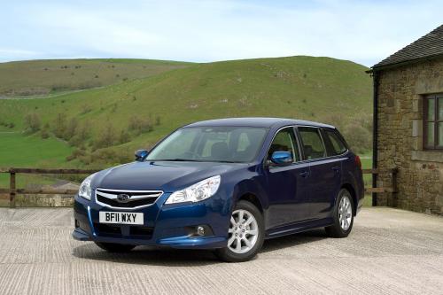 Subaru Legacy 2.0i ES Nav (2011) - picture 1 of 2