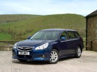 Subaru Legacy 2.0i ES Nav (2011)