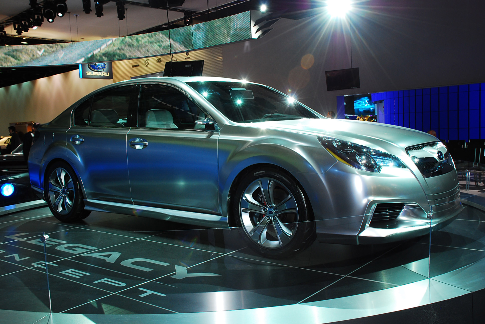 Subaru Legacy Concept Detroit