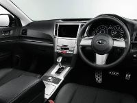 Subaru Legacy Touring Wagon (2010) - picture 3 of 6