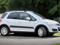 Suzuki SX4 X-EC Special Edition (2011) - picture 2 of 6