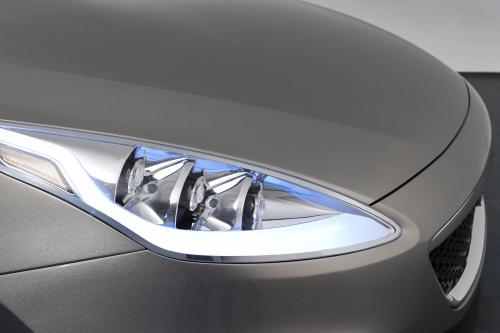 Tata Pr1ma (2009) - picture 8 of 9