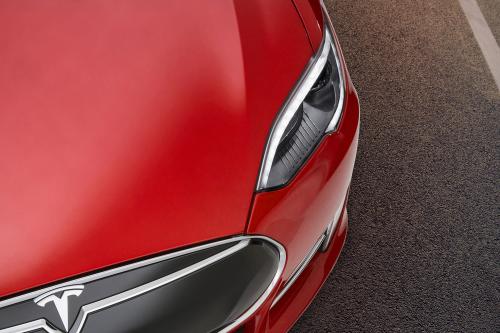 Tesla Model S Dual Motor All Wheel Drive (2015) - picture 8 of 13