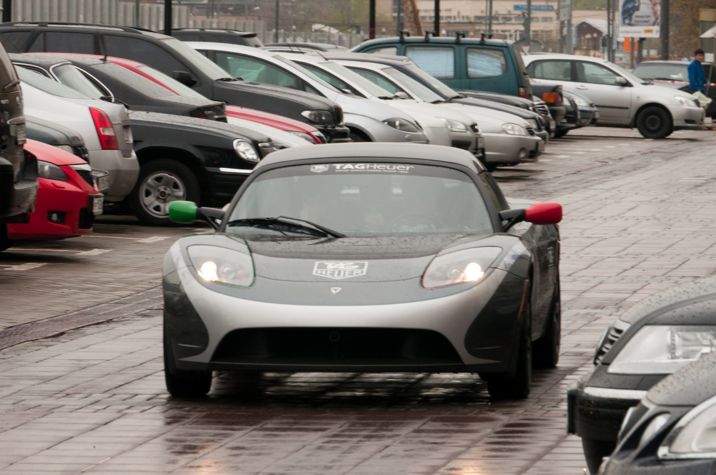 Tesla Roadster TAG Heuer - Odyssey of Pioneers world tour