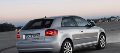 Audi A3 (2009) - picture 4 of 6
