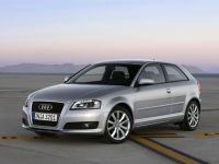 Audi A3 (2009) - picture 3 of 6
