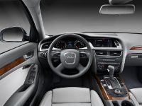 Audi A4 Avant (2009) - picture 4 of 6
