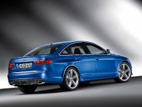 Audi RS 6 (2009) - picture 6 of 13