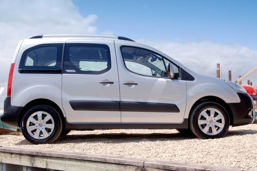 Citroen Berlingo Multispace (2008) - picture 8 of 20