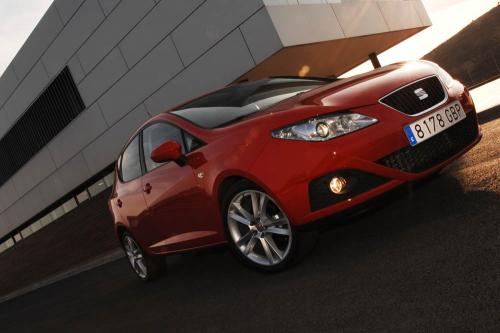 Seat Ibiza (2008) - picture 1 of 4