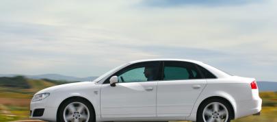 Seat Exeo (2009) - picture 4 of 7