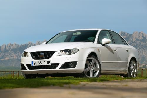 Seat Exeo (2009) - picture 1 of 7