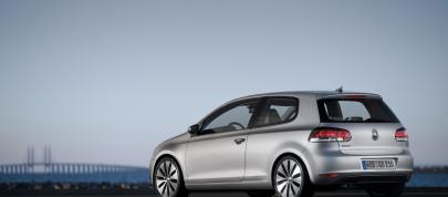 Volkswagen Golf (2008) - picture 4 of 26