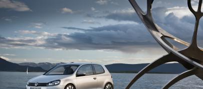 Volkswagen Golf (2008) - picture 12 of 26