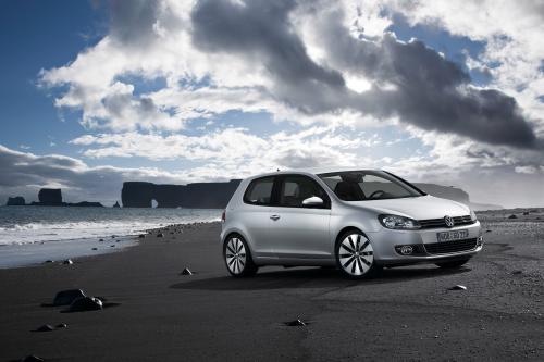 Volkswagen Golf (2008) - picture 9 of 26