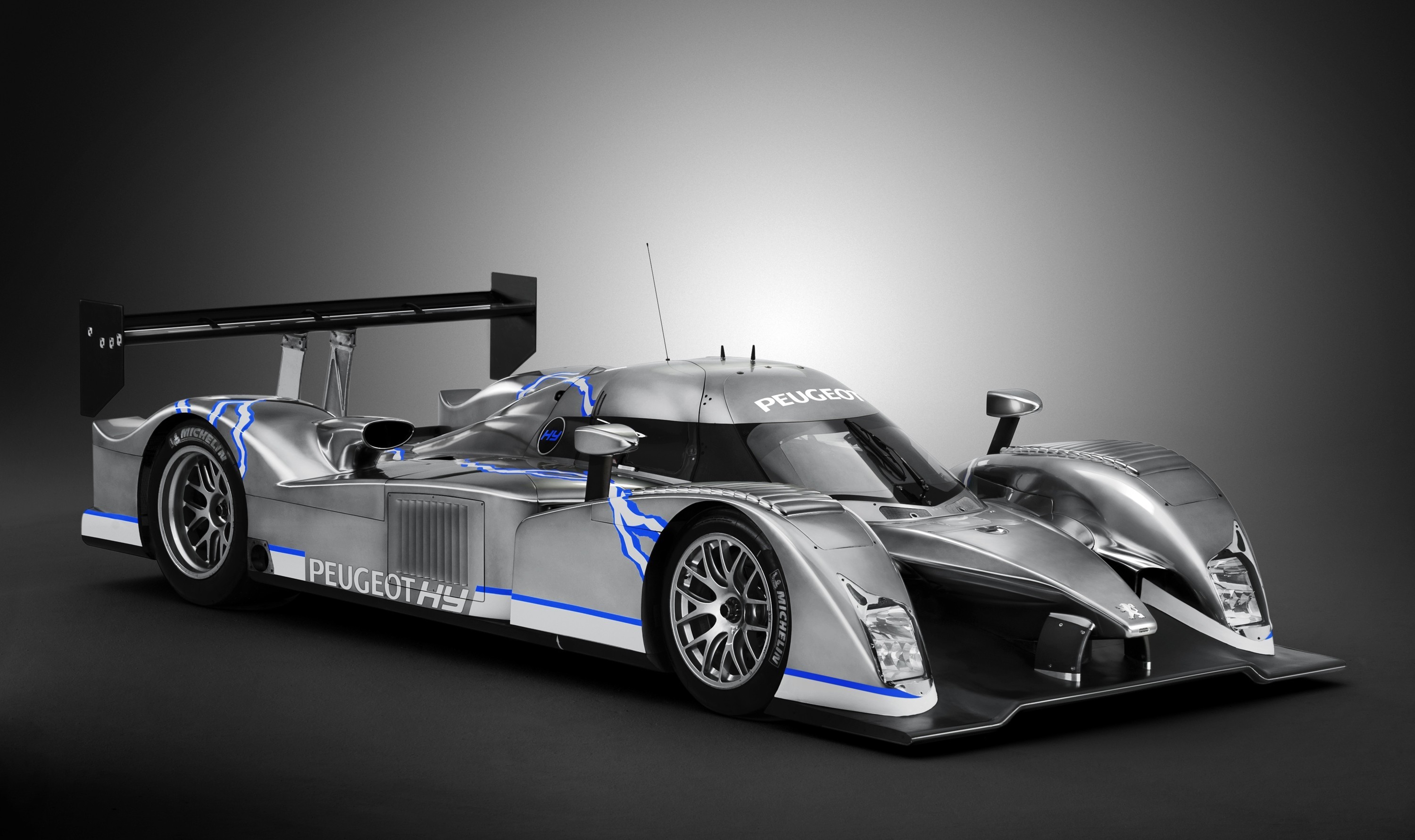 Peugeot 908HY