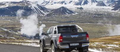 Toyota Arctic Trucks Hilux AT35 (2018) - picture 4 of 4