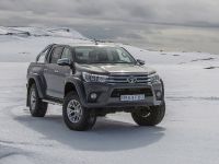 Toyota Arctic Trucks Hilux AT35 (2018) - picture 1 of 4