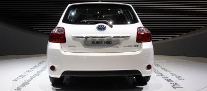 Toyota Auris HSD Geneva (2010) - picture 4 of 4