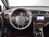 Toyota Auris Touring Sport Black (2013) - picture 3 of 3