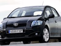 Toyota Auris (2008) - picture 11 of 33