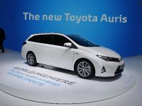 Toyota AurisHybrid Touring Sports Paris (2012)