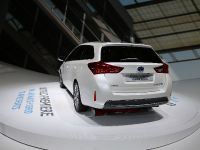 Toyota AurisHybrid Touring Sports Paris (2012)
