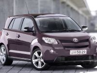 Toyota Avensis, Urban Cruiser and iQ (2009) - picture 10 of 10