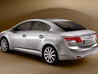 Toyota Avensis (2008) - picture 4 of 11