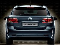 Toyota Avensis (2008) - picture 8 of 11