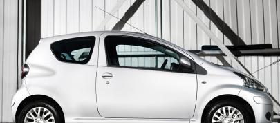 Toyota Aygo Platinum (2009) - picture 4 of 8