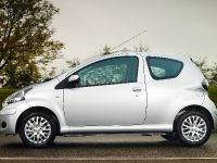 Toyota Aygo Platinum (2009) - picture 6 of 8