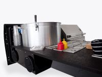 Toyota B and D Tundra Tailgater (2009) - picture 3 of 6