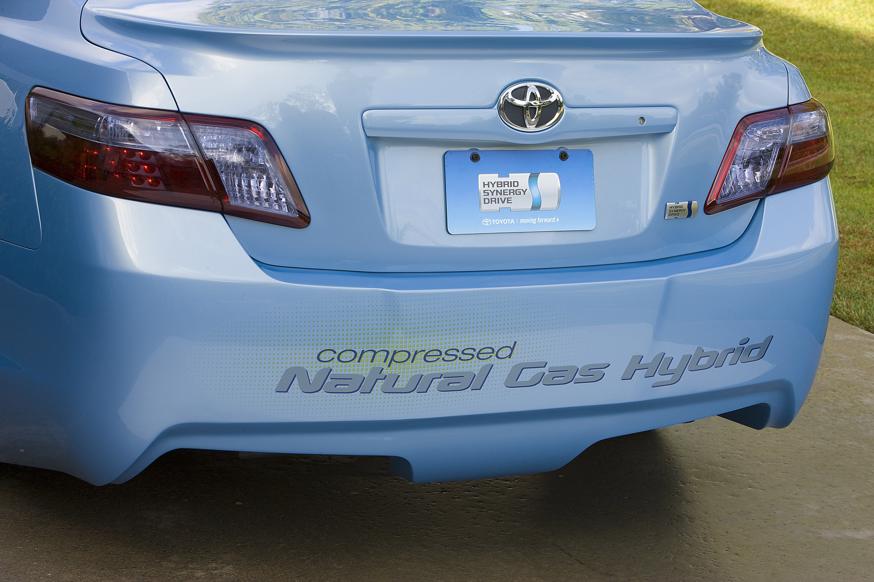 Toyota Camry Hybrid Concept