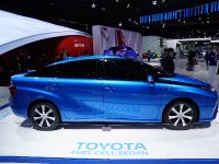 Toyota FCV Paris (2014) - picture 2 of 3