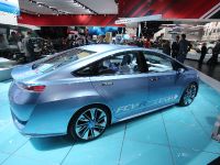 Toyota FCV-R Concept Detroit (2013) - picture 2 of 3
