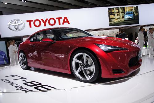 Toyota FT-86 Concept Paris (2010) - picture 1 of 2