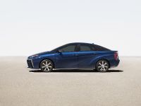 Toyota Fuel Cell Vehicle (2015) - picture 2 of 2